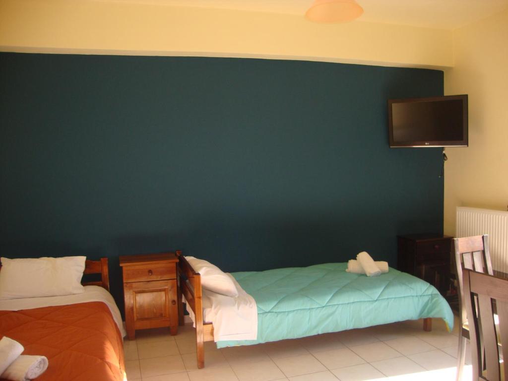 Kafiona Guesthouse Pírgos Dhiroú Ruang foto